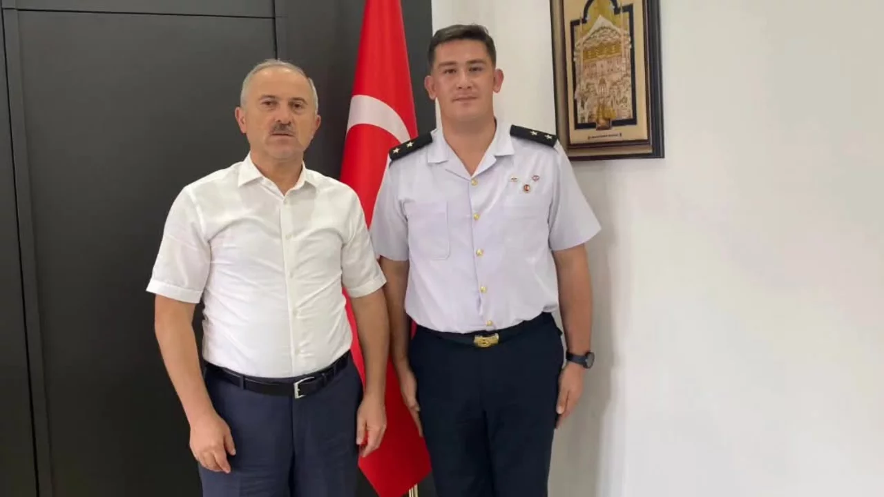 Orhangazi'de yeni ilçe jandarma komutanı göreve başladı