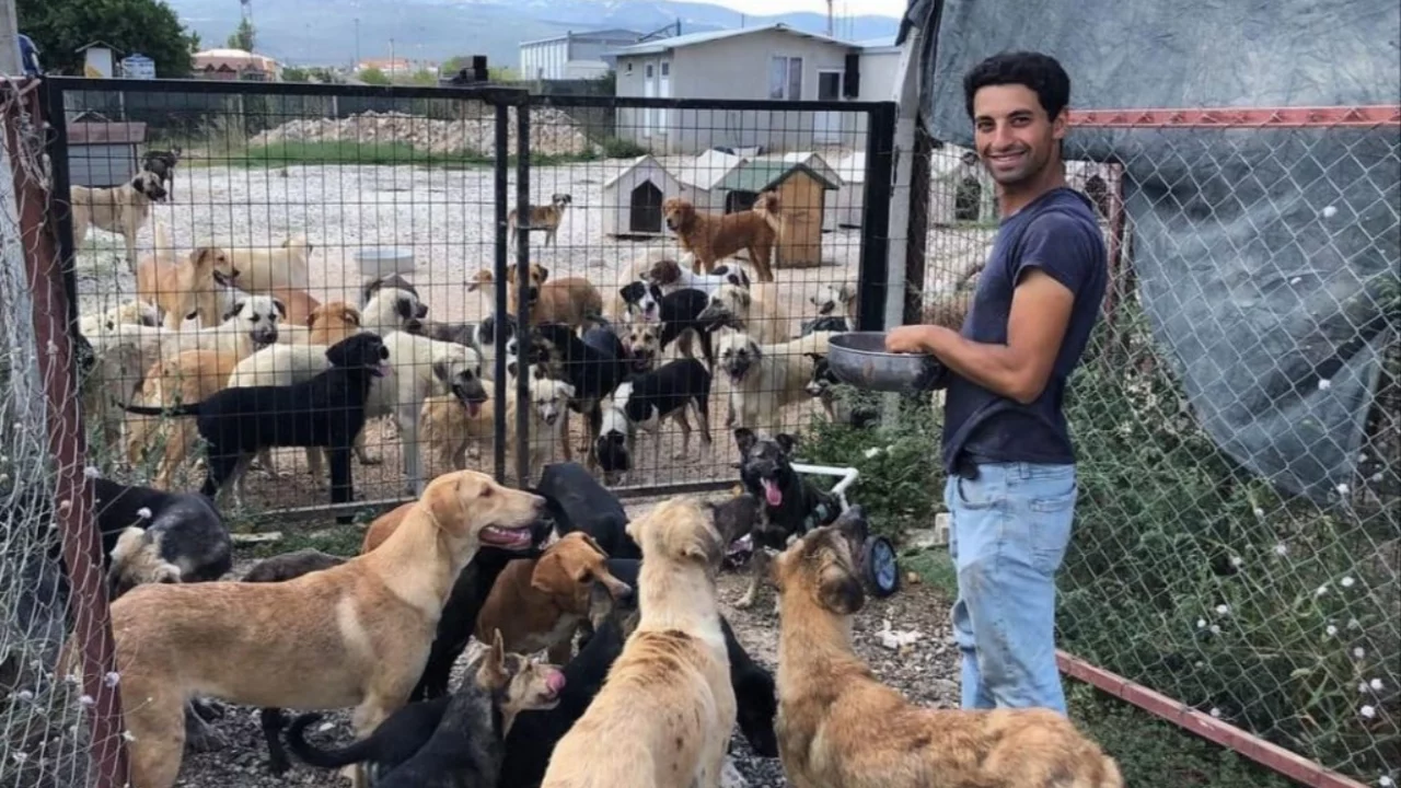 Can dostlarımız i&ccedil;in ev ve işyerlerinizin &ouml;n&uuml;ne bir kap su koymayı unutmayın!