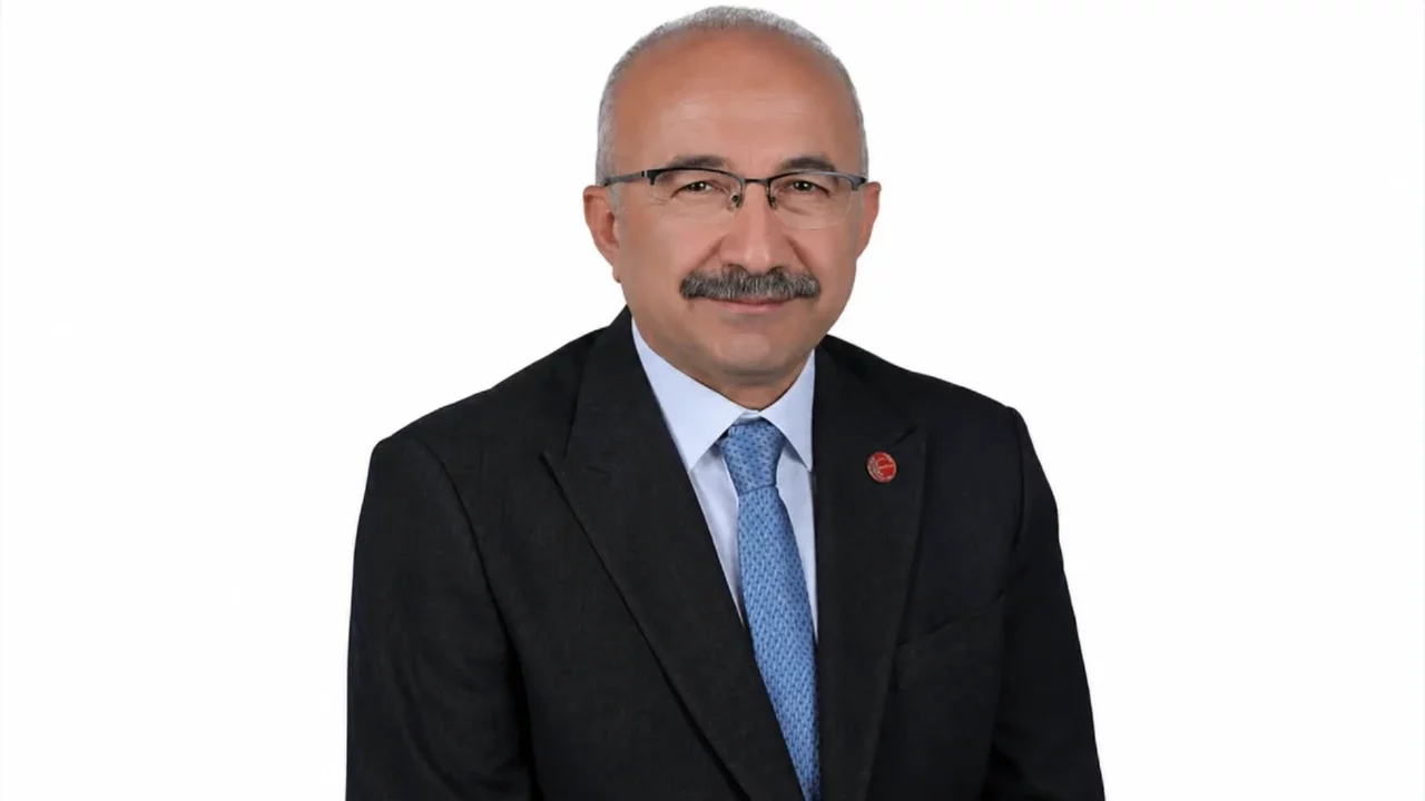 Bursa'yı yasa boğan vefat! Selahattin Turan hayatını kaybetti