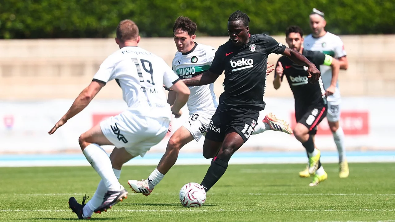 Beşiktaş hazırlık maçında Dinamo Malzenice ile yenişemedi