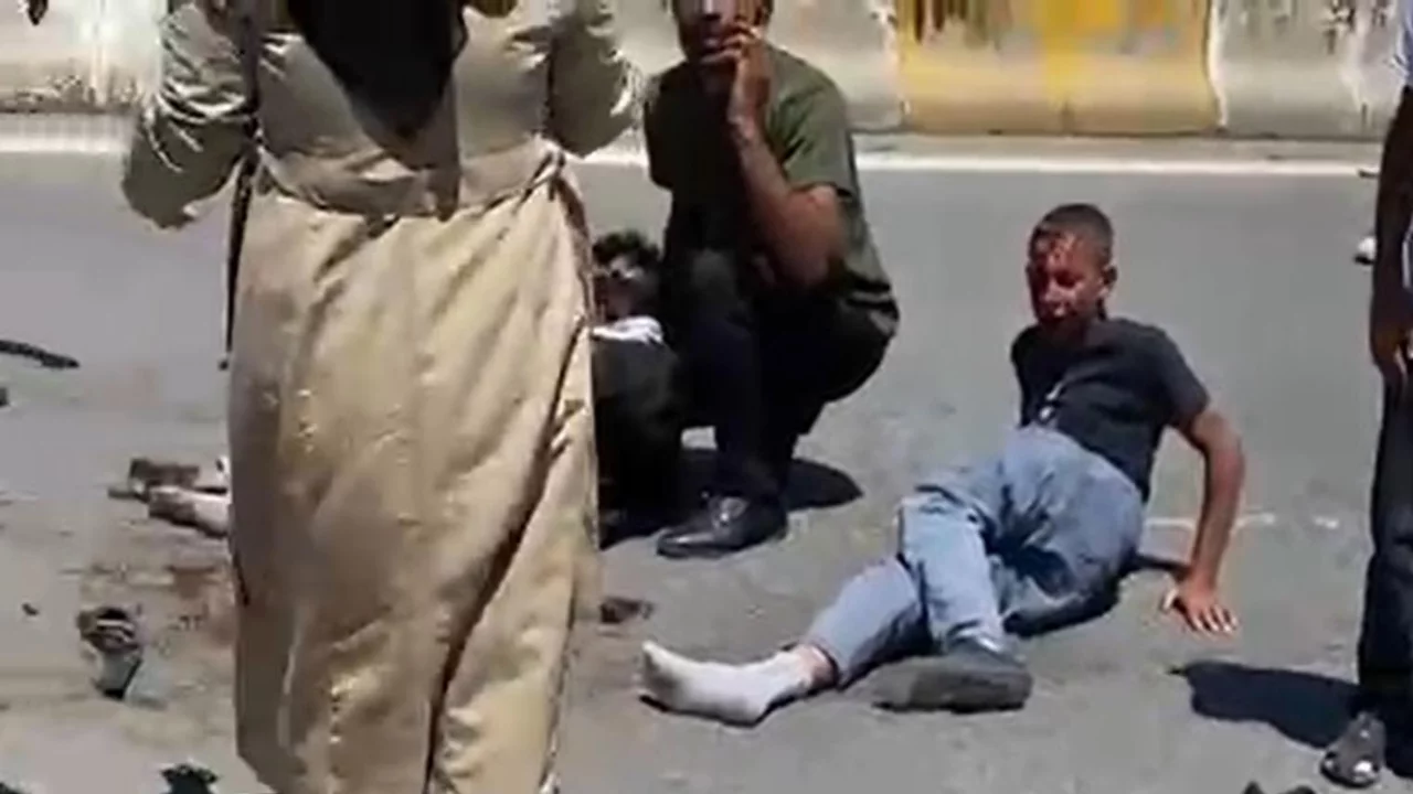 Patnos'ta dehşet anları! Bisikletli çocuklara çarpan sürücü kayıplara karıştı