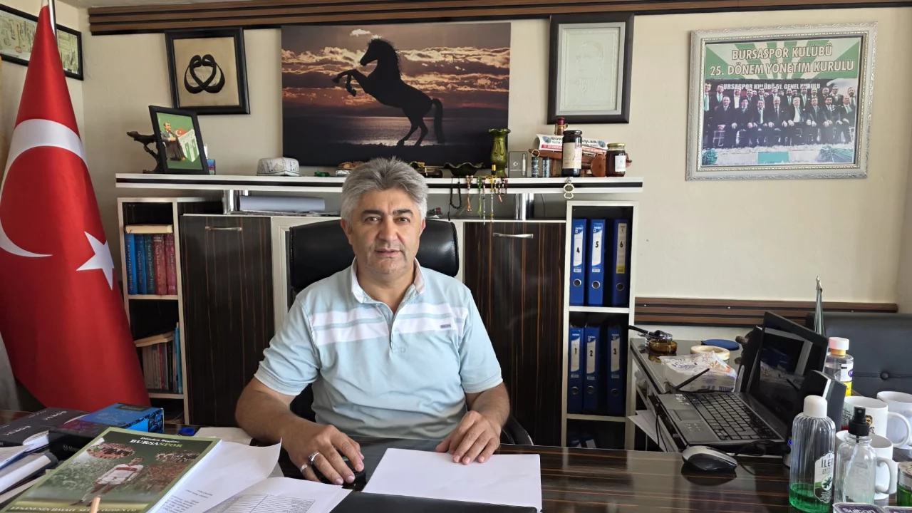 Bursa'da esnaf el ele verdi: Tarihi Koruyucu İşhanı'nda dev aşure buluşması!