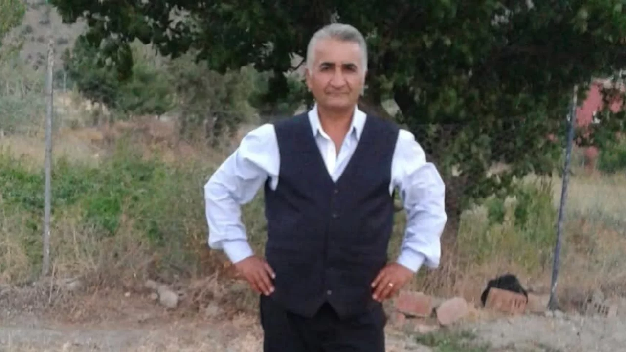 Tokat'ta trakt&ouml;r faciası: Dereye devrilen ara&ccedil;ta s&uuml;r&uuml;c&uuml; hayatını kaybetti
