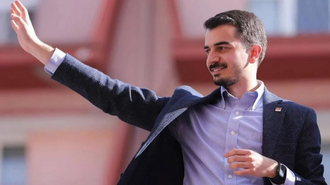 Bir belediye başkanı daha tutuklandı!
