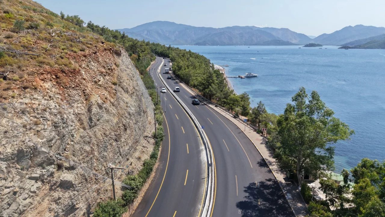 Marmaris İ&ccedil;meler'e 77 milyon TL'lik yol yatırımı