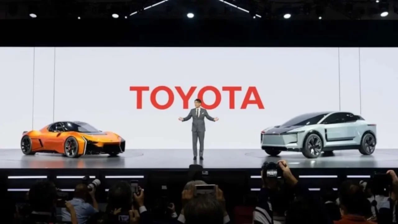 Toyota'dan Japon &uuml;reticilere &ccedil;ağrı: Birleşmezsek yok olacağız