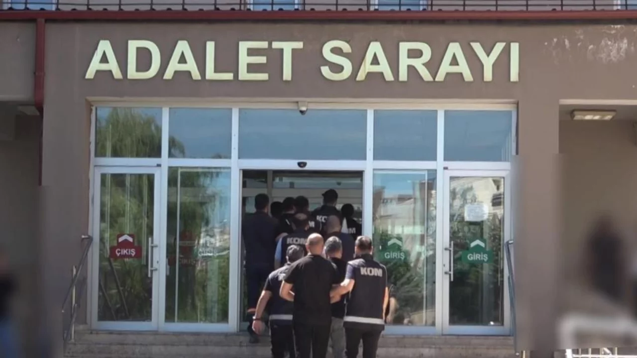 Operasyon Bursa'ya da uzandı! 4 ilde çok sayıda şüpheli gözaltında...