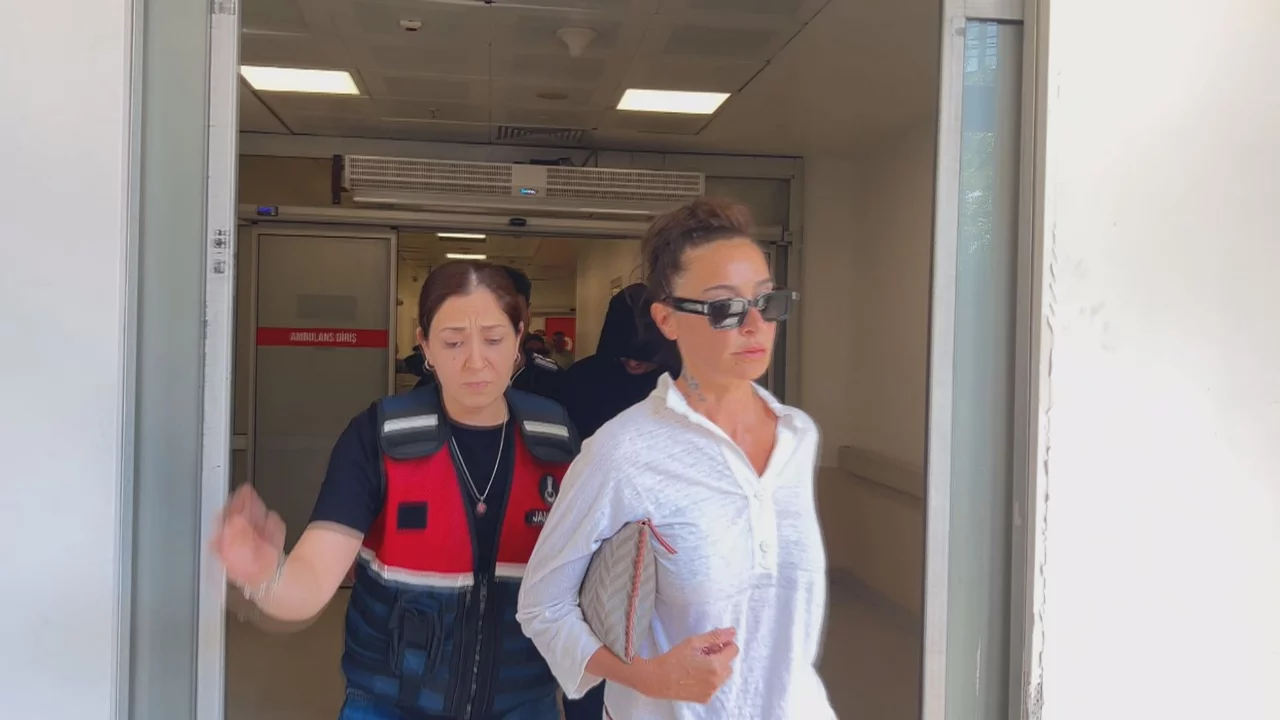 &Uuml;nl&uuml;lere y&ouml;nelik 'uyuşturucu' soruşturmasında 4 kişi tutuklandı...
