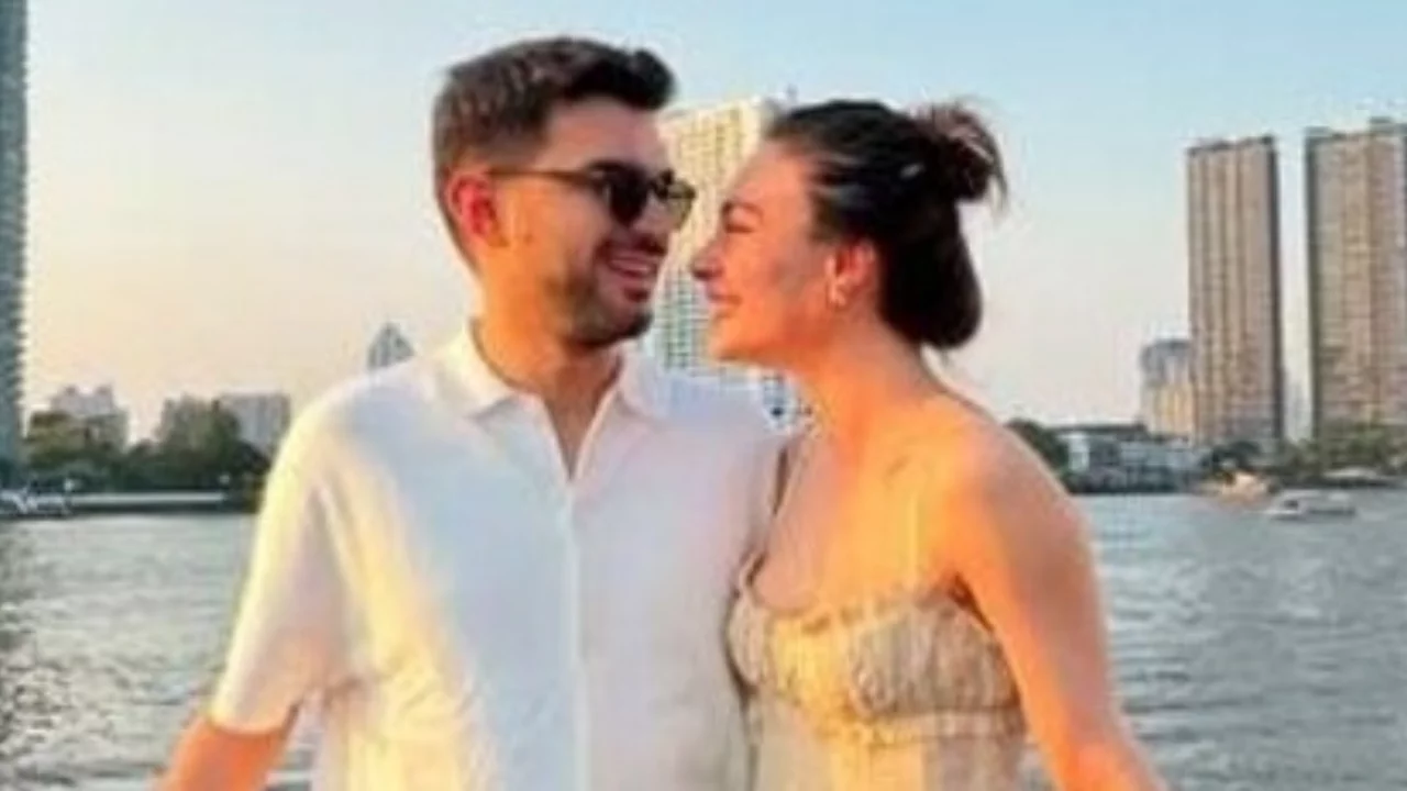 Rabia Soyt&uuml;rk'ten sevgilisi Samet Vuruşan'a &ouml;zel doğum g&uuml;n&uuml; mesajı! Romantik paylaşım dikkat &ccedil;ekti