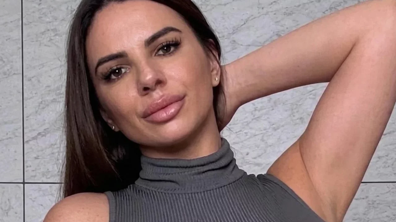 D&uuml;nya Kupası ma&ccedil;ına damga vuran isim! VIP trib&uuml;ndeki Raissa Bellini g&uuml;zelliğiyle dikkat &ccedil;ekti