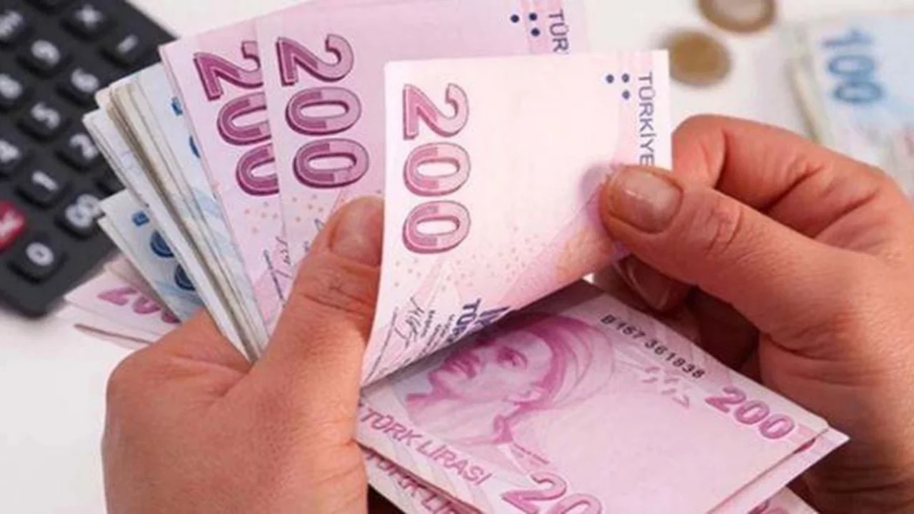 KKTC ASGARİ &Uuml;CRET SON DAKİKA! KKTC asgari &uuml;cret ne kadar oldu? KKTC'de ara zam sonrası asgari &uuml;cret ka&ccedil; TL oldu?