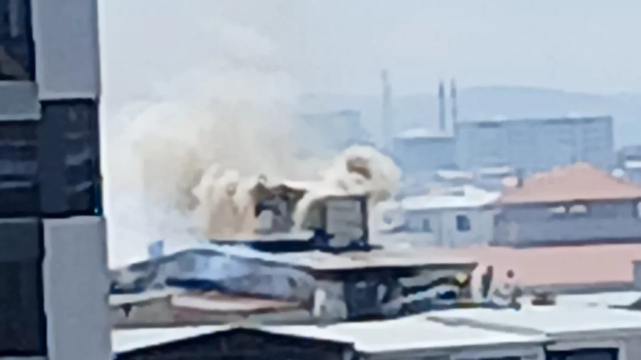 Bursa'da korkutan yangın! &Ccedil;ok sayıda ekip sevk edildi