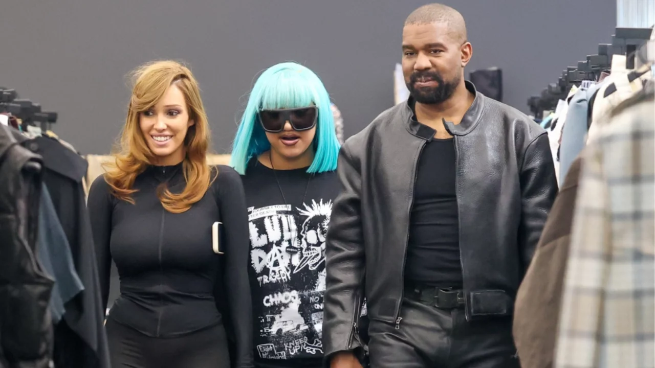 Kanye West ailesiyle alışveriş turunda g&ouml;r&uuml;nt&uuml;lendi! North West'in yeni tarzı ilgi odağı oldu