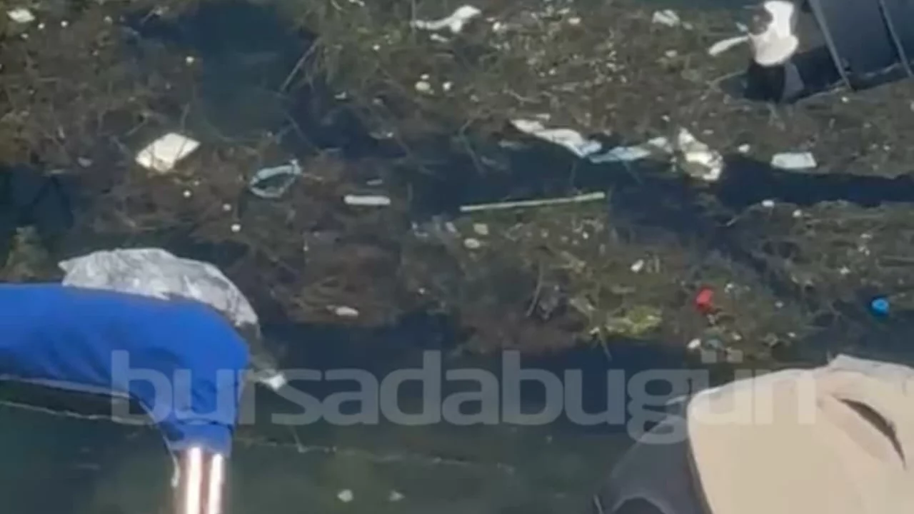 Bursa'da molozlar limanı kapladı, vatandaşlar isyan etti!