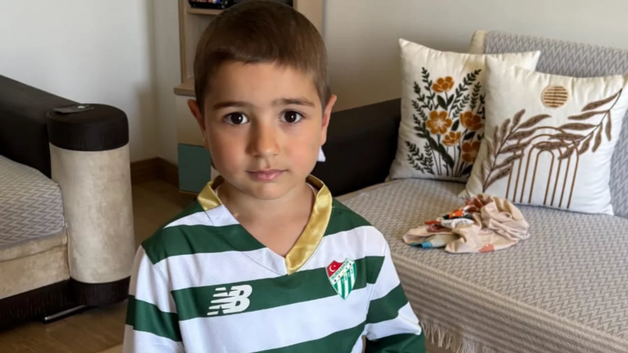 Minik Alparslan'a Bursaspor sevgisiyle moral ziyareti!