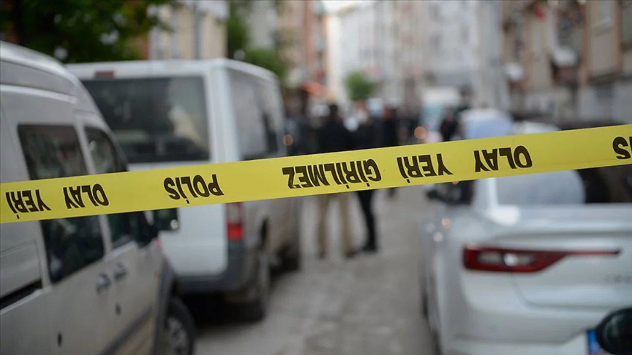 D&uuml;zce'de inşaat evinde silah faciası! 20 yaşındaki gen&ccedil; hayatını kaybetti