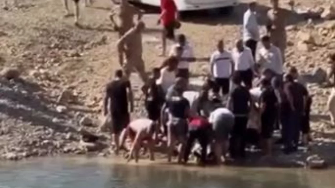 Baraj g&ouml;l&uuml;nde boğulma tehlikesi ge&ccedil;iren gen&ccedil; adamdan acı haber...