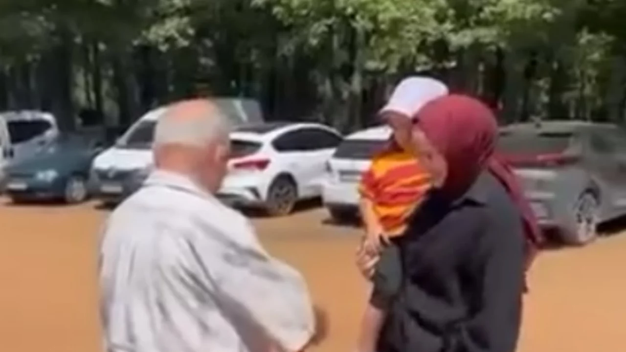 Bursa'da jandarma anons ge&ccedil;ti, k&uuml;&ccedil;&uuml;k Ela'nın y&uuml;z&uuml; g&uuml;ld&uuml;! O anlar kamerada...