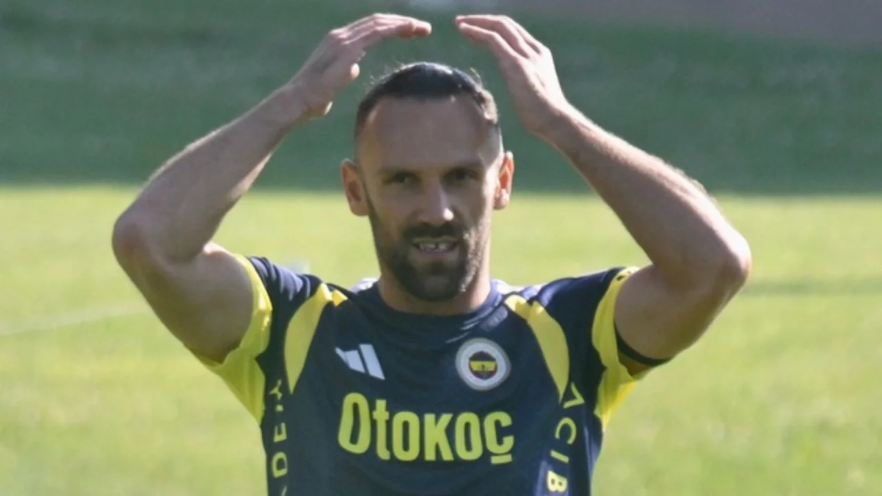 Fenerbah&ccedil;e'de Muriqi'den sevindiren gelişme