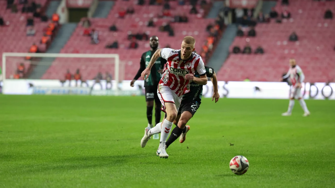 Samsunspor'da Rick Van Drongelen rekor bedelle ayrıldı