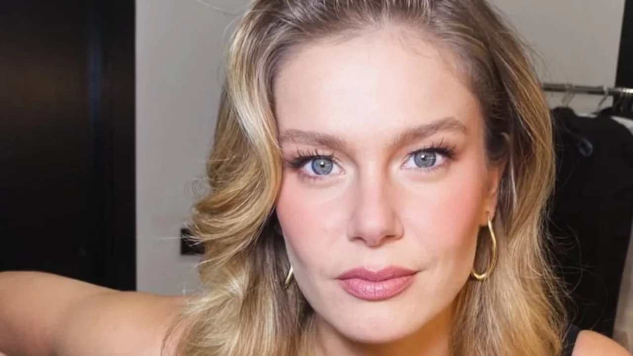 Burcu Biricik'ten duygulandıran paylaşım! Kızı Luna annesinin izinden gidiyor