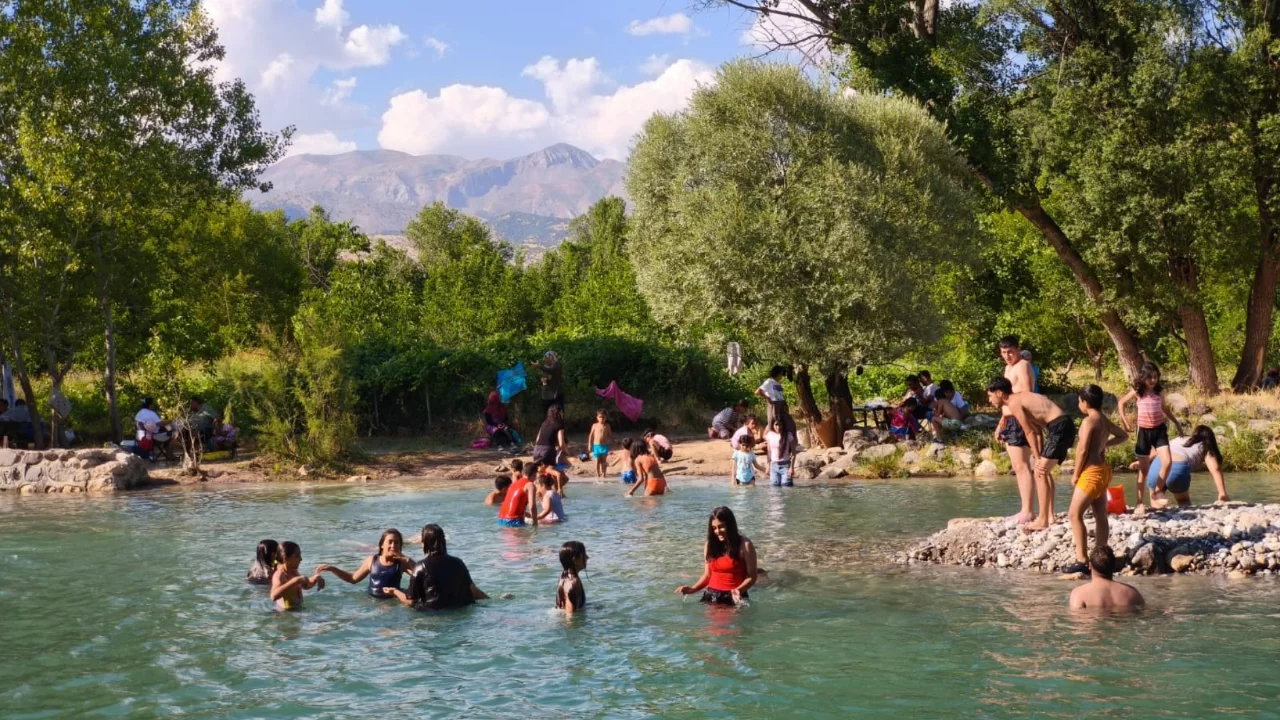 Doğanın i&ccedil;inde &uuml;cretsiz tatil!