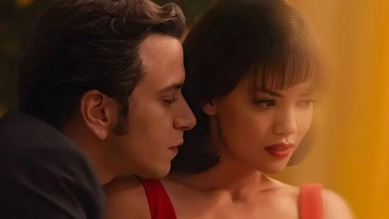 Netflix'te zirvenin sahibi belli oldu! Masumiyet M&uuml;zesi başarısıyla dikkat &ccedil;ekti
