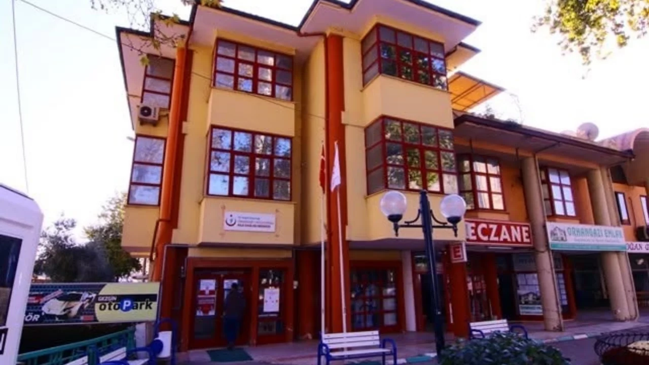 Orhangazi'nin en eski sağlık ocaklarından aynı yerinde kalıyor!