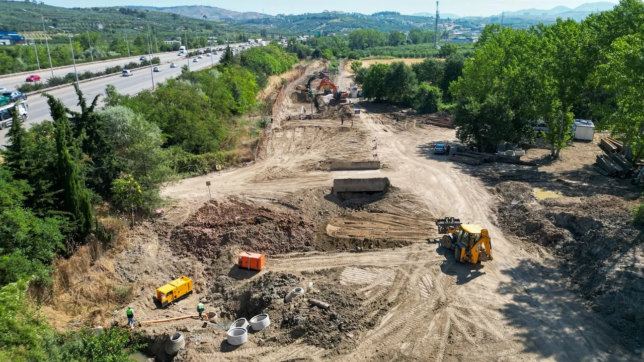 Bursa'da 127 milyon liralık dev altyapı yatırımı başladı! &Ccedil;ay artık temiz akacak