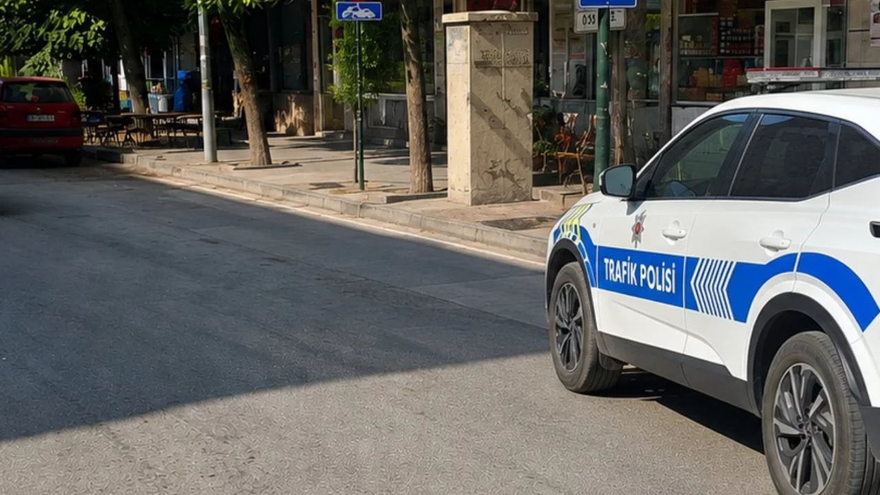 Bursa'daki trafik kazasından acı haber geldi! M&uuml;dahaleler yeterli olamadı...