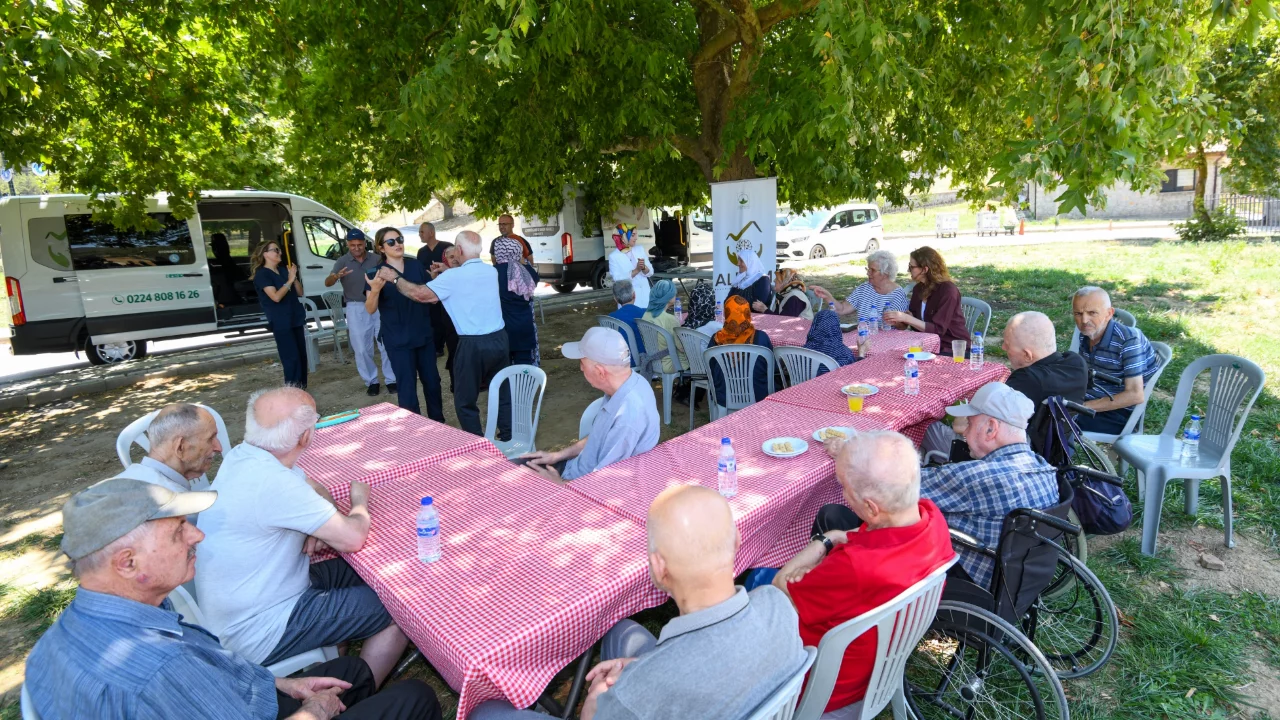 Osmangazi Belediyesi ALBAM Üyelerini Doğayla Buluşturdu