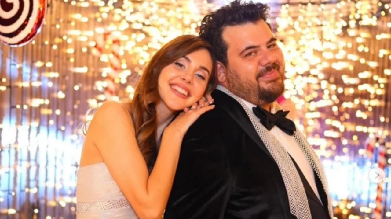 Berfu Yenenler'den y&uuml;rek burkan a&ccedil;ıklama! Hamilelik s&uuml;recinde bebeğini kaybettiğini duyurdu