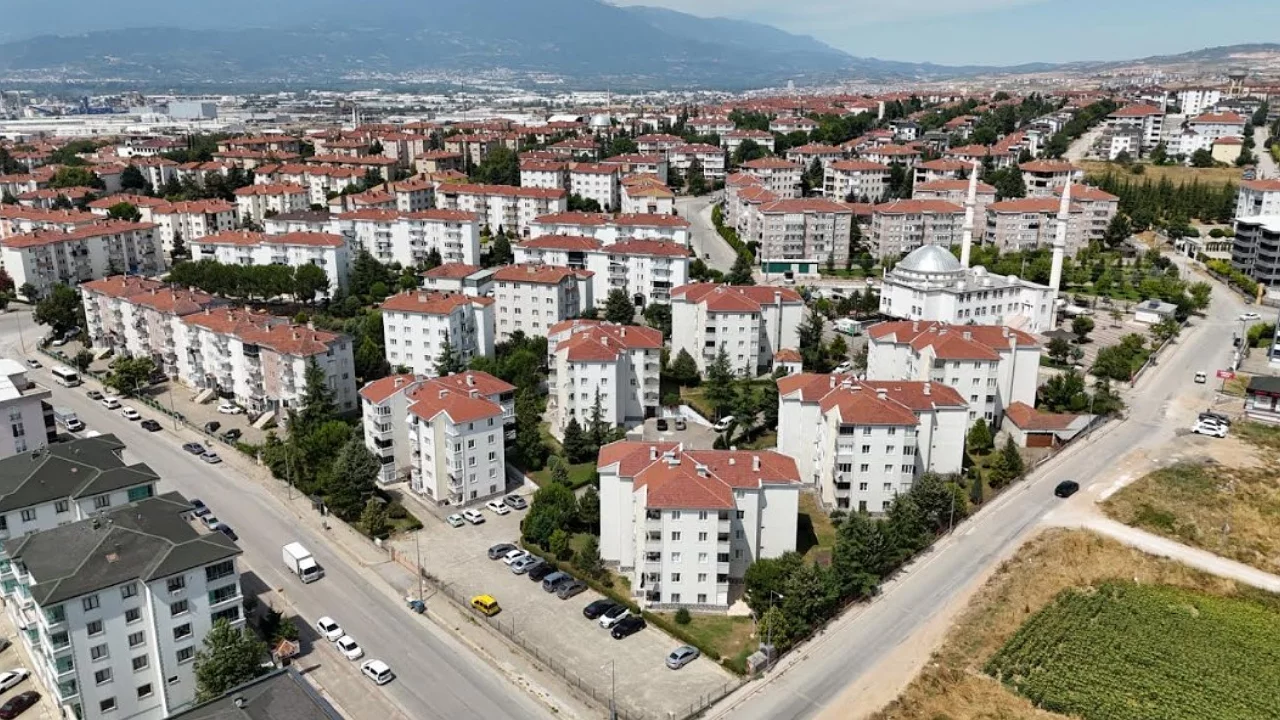 Bursa'da dev kentsel d&ouml;n&uuml;ş&uuml;m başlıyor! Binlerce bağımsız b&ouml;l&uuml;m&uuml; kapsıyor...