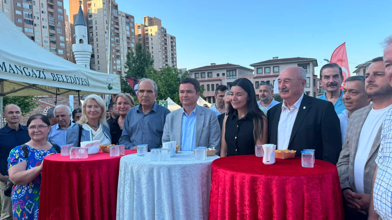 Bursa'da çocuk parkı hizmete açıldı! Karabıyık'ın adı yaşatılacak... 