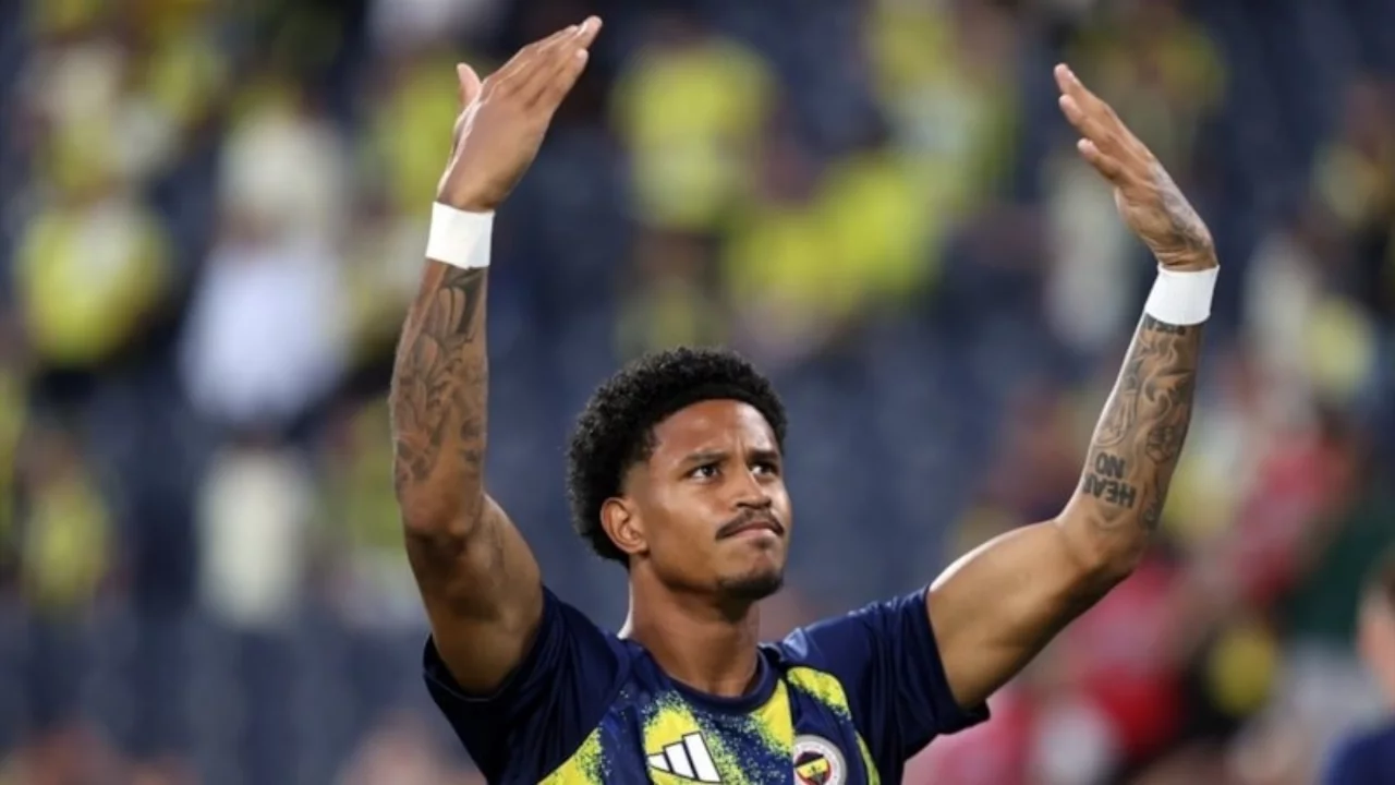 Jayden Oosterwolde, Roma'nın takibinde!