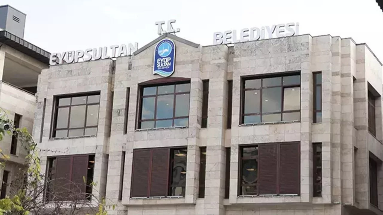 Eyüpsultan Belediye Başkan Yardımcısı gözaltına alındı 