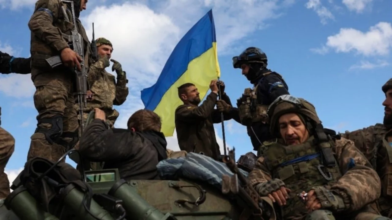 Ukrayna'da Zelensky'in kararıyla Genelkurmay Başkanı değişti