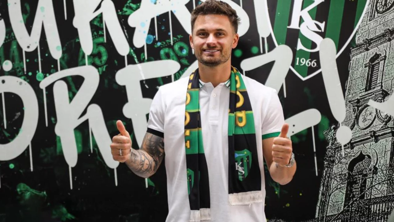 Kocaelispor'da ayrılık: Emeklerin i&ccedil;in teşekk&uuml;r ederiz
