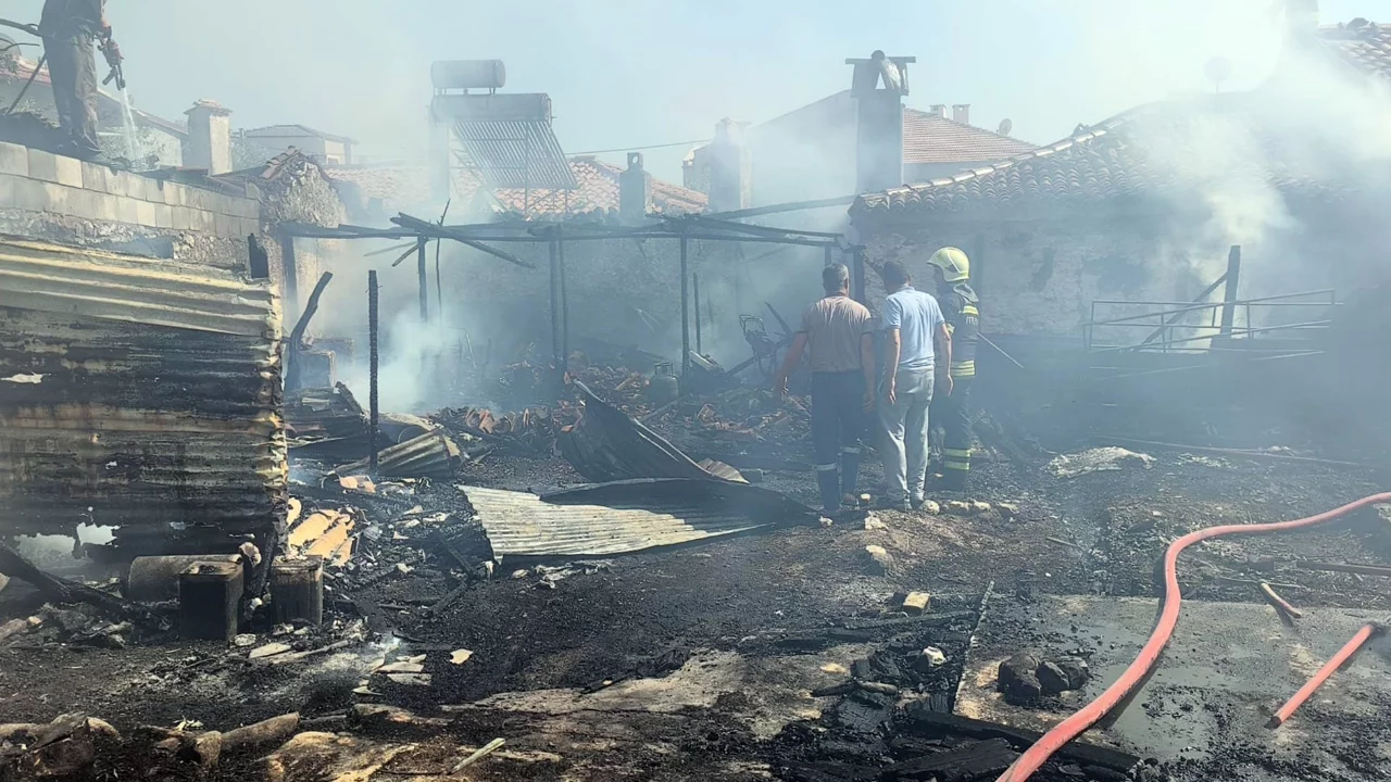 Menteşe'de ev yangını can aldı: Yaşlı adamdan acı haber
