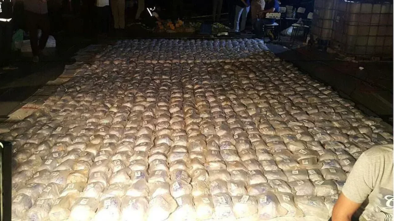Liberya'da dev uyuşturucu operasyonu: Yaklaşık 4 ton kokain ele geçirildi