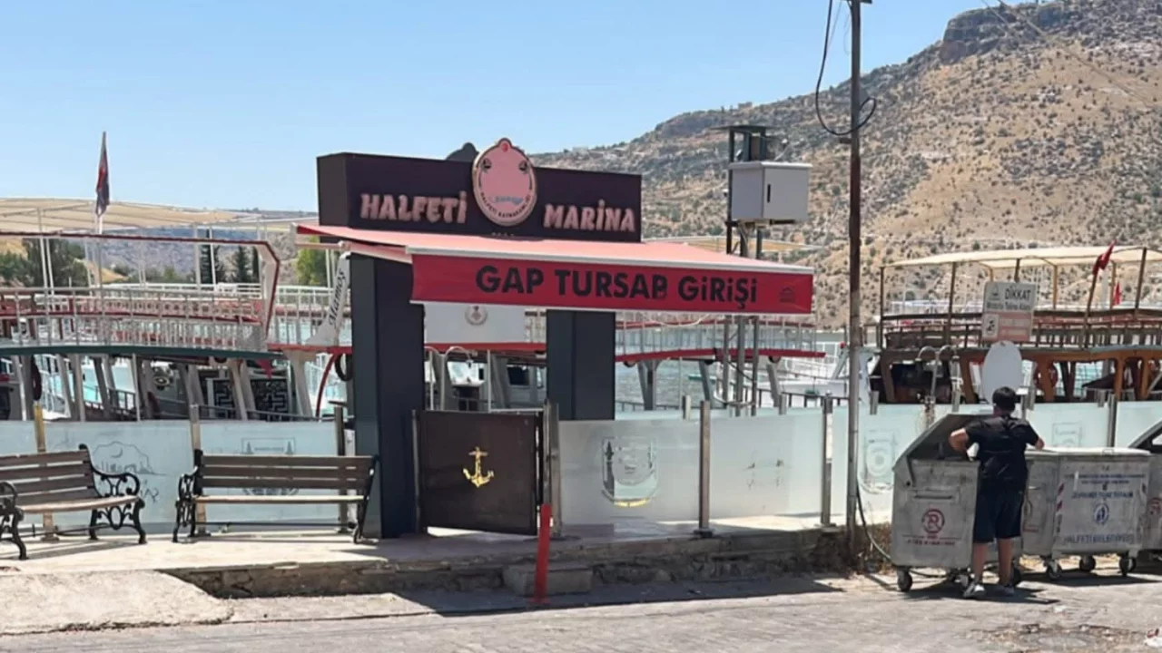 Halfeti'de tekne ücreti tartışması kanlı bitti: 3 yaralı, 1'inin durumu ağır
