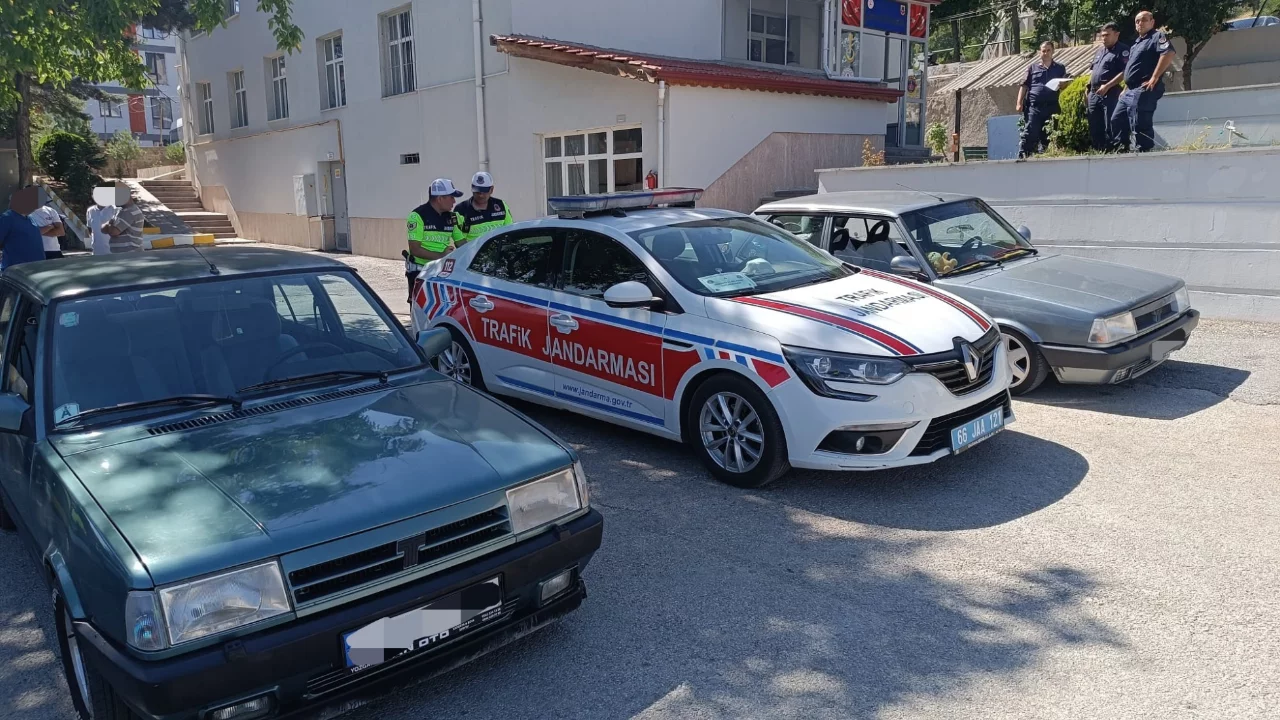 Yozgat'ta drift görüntüleri pahalıya patladı! İki sürücüye rekor ceza