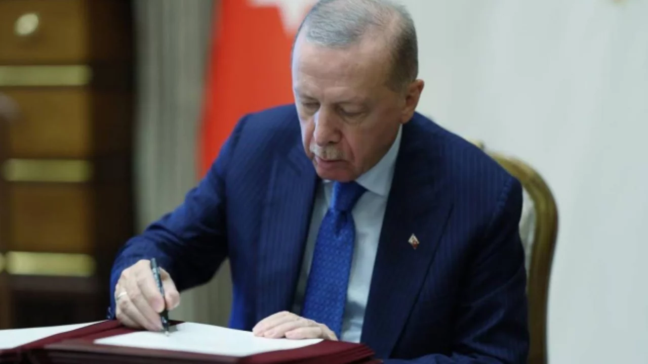Rekt&ouml;r atamaları SON DAKİKA! Hangi &uuml;niversitelerin rekt&ouml;r&uuml; değişti?