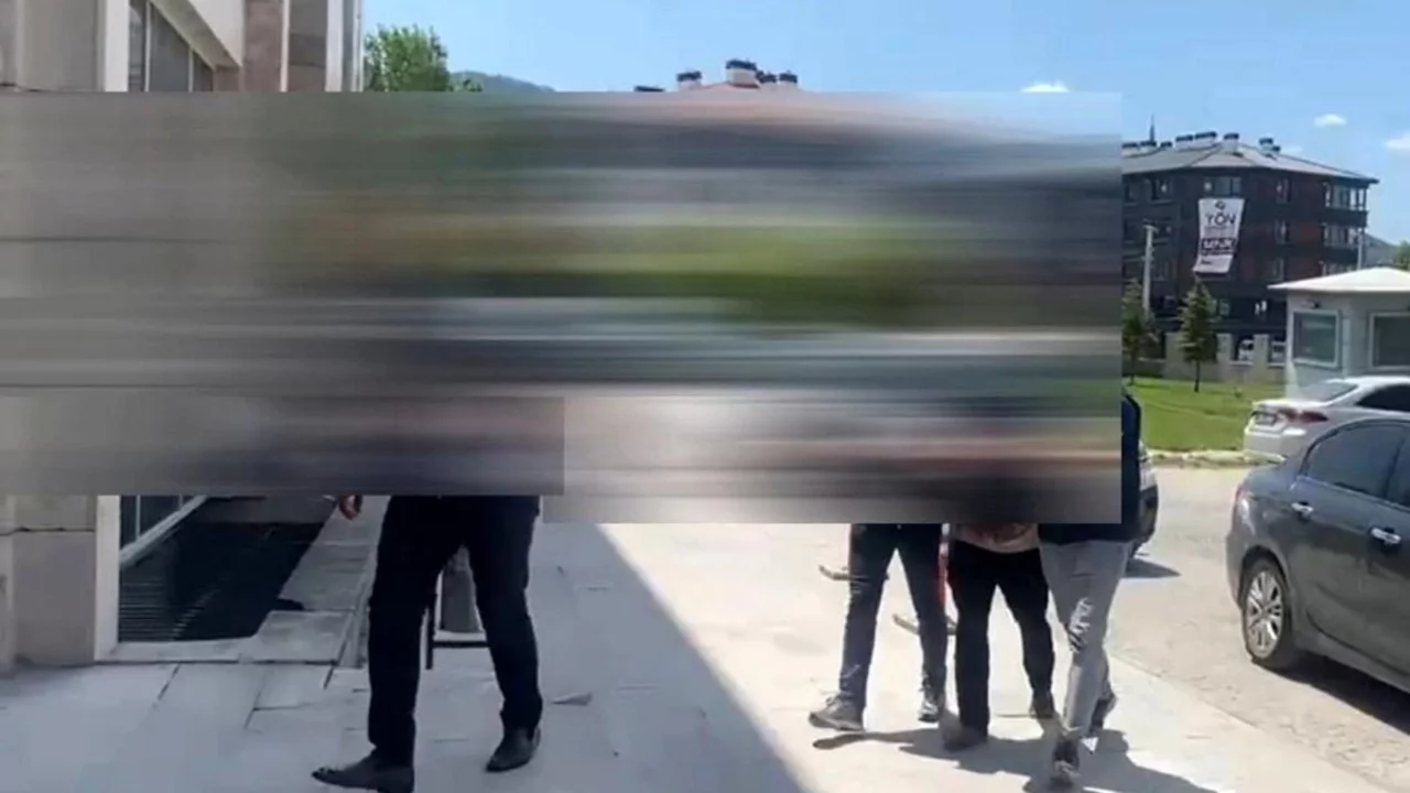 K&uuml;tahya'da 20 yıl hapis cezasıyla aranan h&uuml;k&uuml;ml&uuml; yakalandı