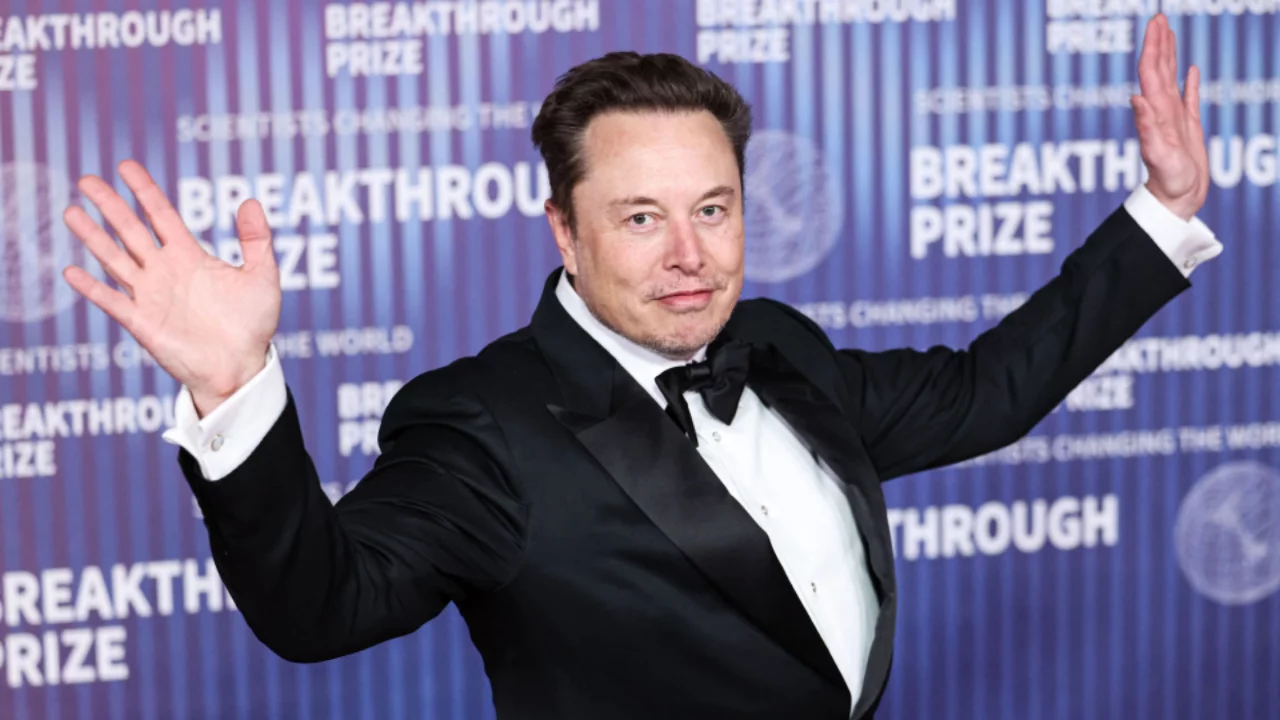 Elon Musk sinema dünyasına giriyor! 'The Odyssey' için yapay zek&acirc; destekli yeni uyarlama hazırlığı