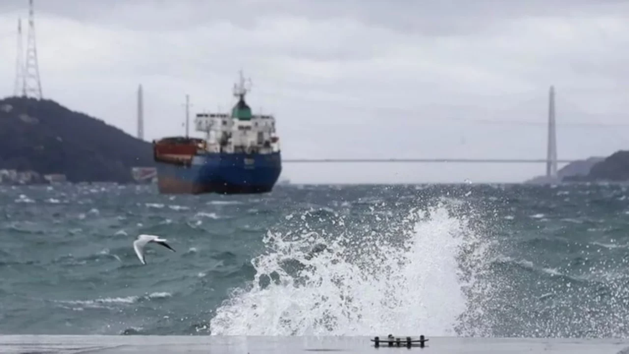 İstanbul'un Karadeniz kıyılarında 5 g&uuml;n denize girmek yasaklandı