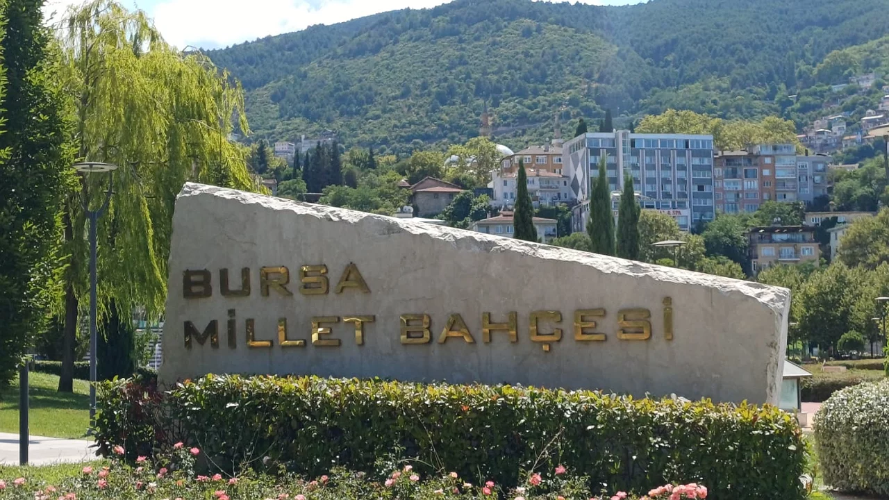 Bursa Millet Bahçesi'nin altında yatan sıra dışı tarih! Rum mezarlığından stadyuma...