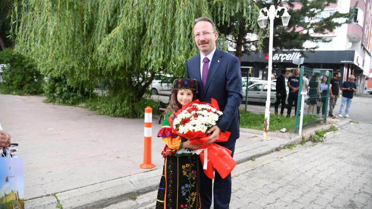 Ardahan'da yeni dönem başladı!  Vali Ömer Hilmi Yamlı ilk mesajını verdi