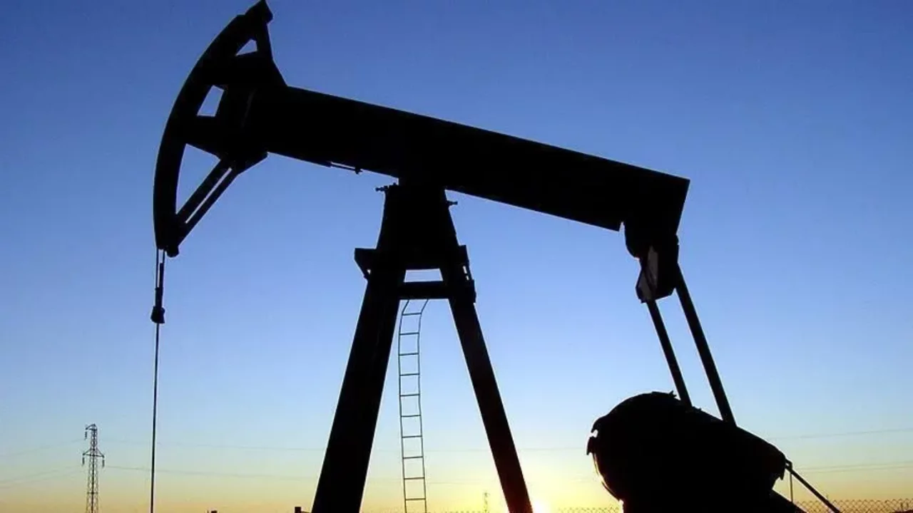 Brent petrol 100 doları aştı! Orta Doğu'daki gerilim piyasaları sarstı