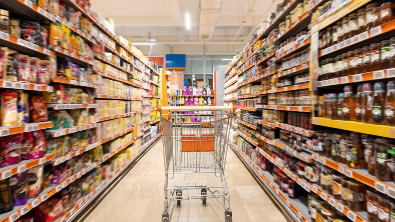 14 yıllık şirket tarih oluyor! T&uuml;rkiye'nin dev zincir marketine katıldı